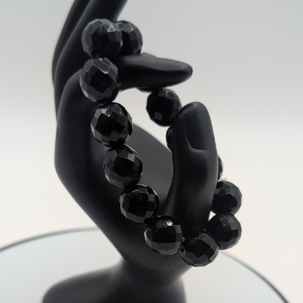 Elegant Black Crystal Beaded Bracelet